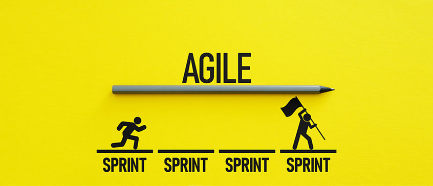 Simple illustration depicting an Agile sprint: from working to goals. 