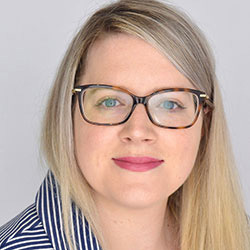 Portrait photo of Hillary MacEachern