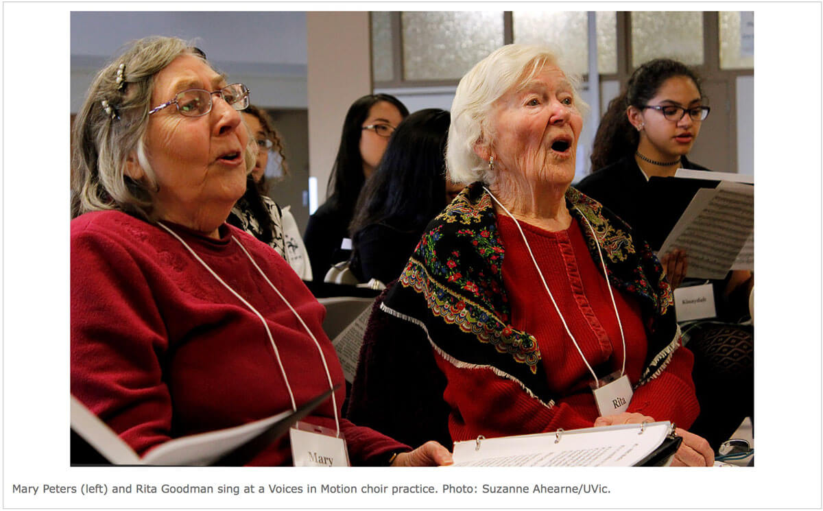 "Voices in Motion" Choir. Photo: Suzanne Ahearne/UVic